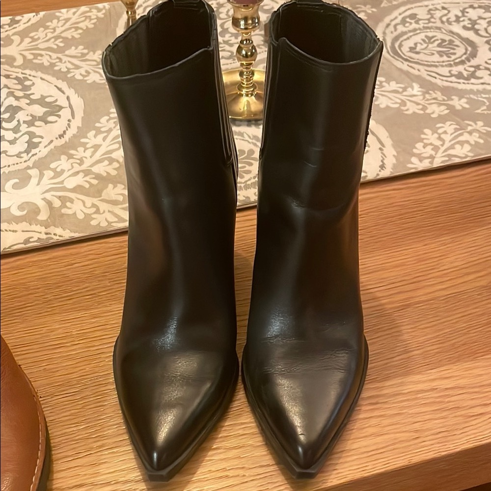 Women's Black Pointed-Toe Ankle Boots